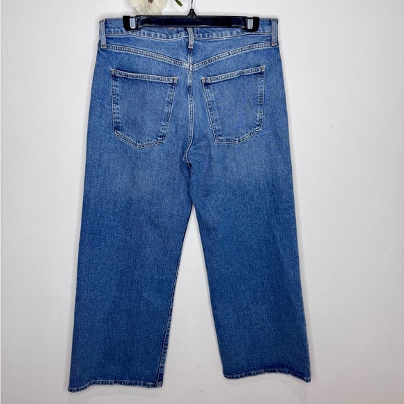 Agolde ‘Harper’ Cropped Jeans in Moor - Picture 8 of 11